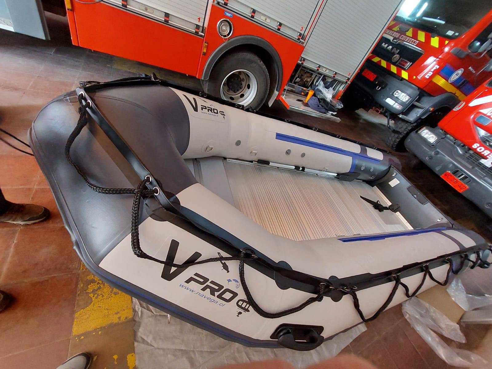 Bomberos de Chile GERSA | Bote y Motor | Kit especial configurado para rescates